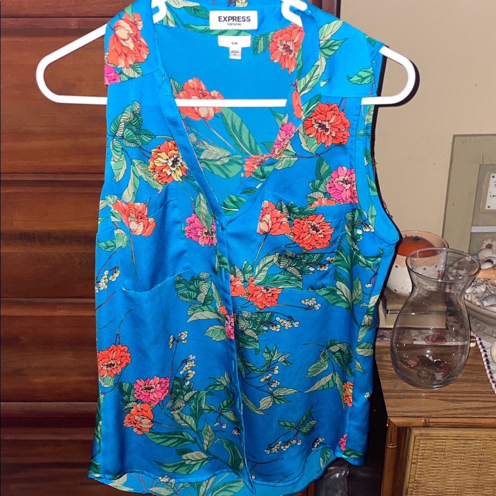 Express Turquoise Floral V-Neck Sleeveless Camisole